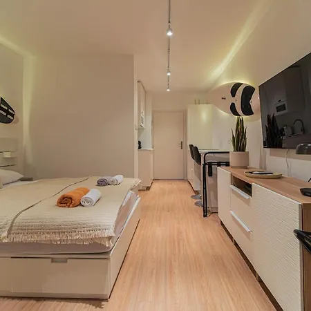 White Surf W Ac By Nw *